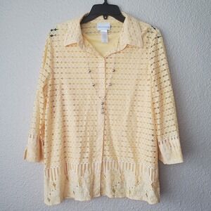 Alfred Dunner blouse siz M womens yellow floral print transparent cut 3/4 sleeve